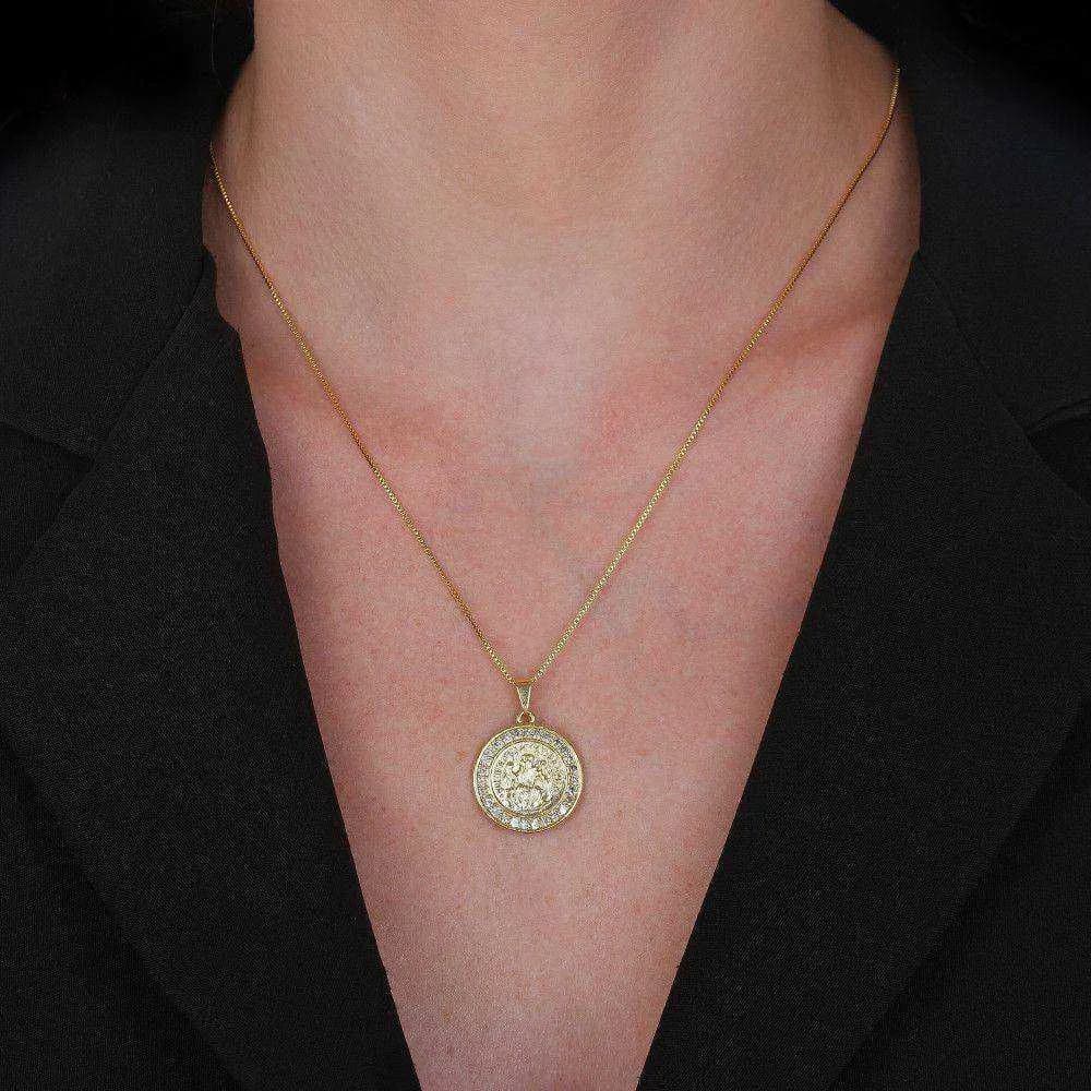 Colar Dourado Medalha São Miguel Arcanjo Cravejado de Zircônia · Banhado a Ouro 18k