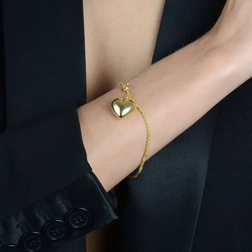 Pulseira Dourada de Cordão Baiano com Coração · Banhado a Ouro 18k
